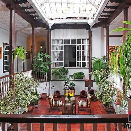 Casa Macondo Bed & Breakfast Cuenca Exterior photo
