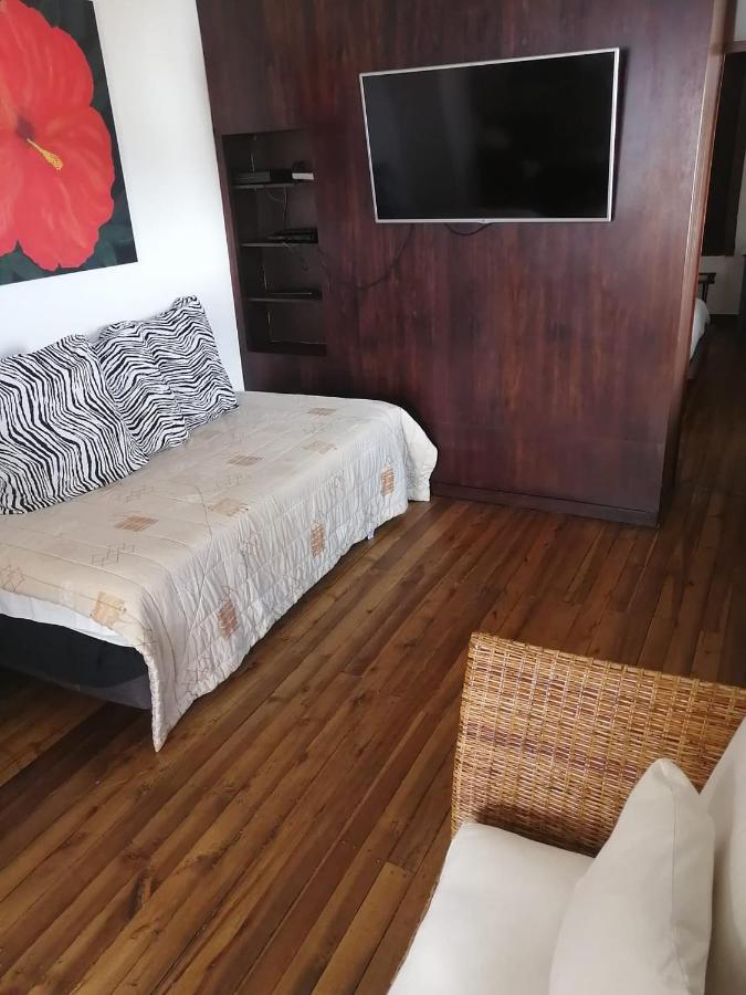 Casa Macondo Bed & Breakfast Cuenca Exterior photo