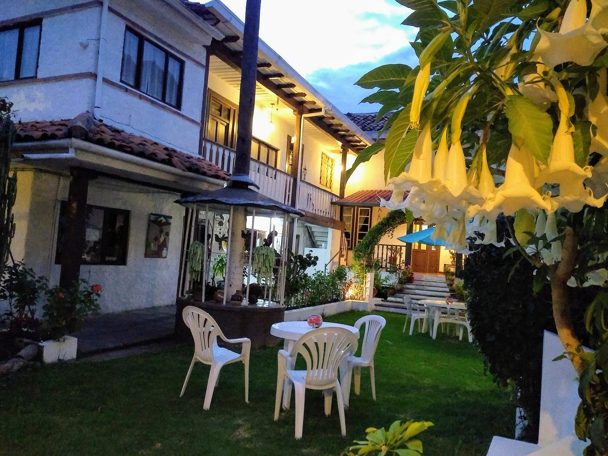 Casa Macondo Bed & Breakfast Cuenca Exterior photo
